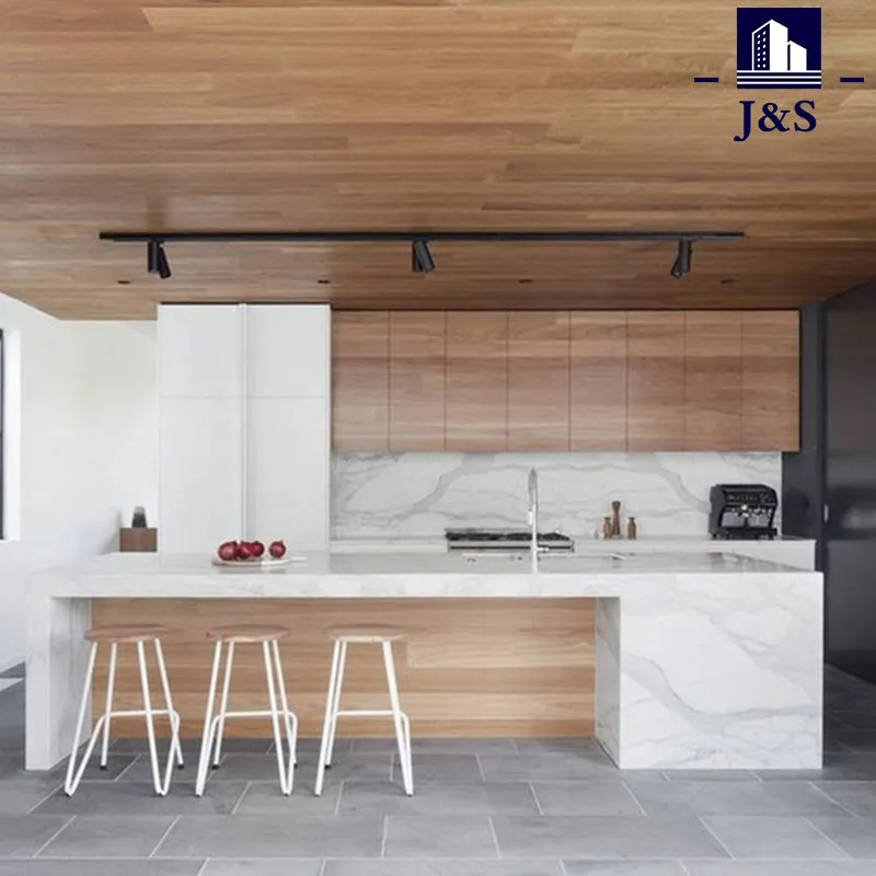 Quae sunt innovationes et inclinationes in melamine scrinii culinae fores?